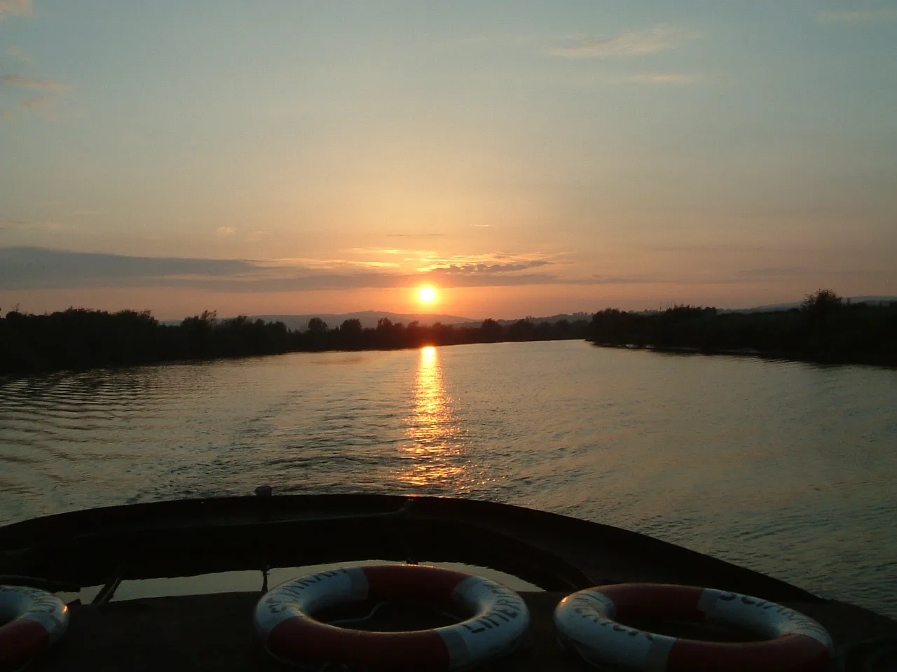 Tea & Tapestry Tour | rivercruises.ie